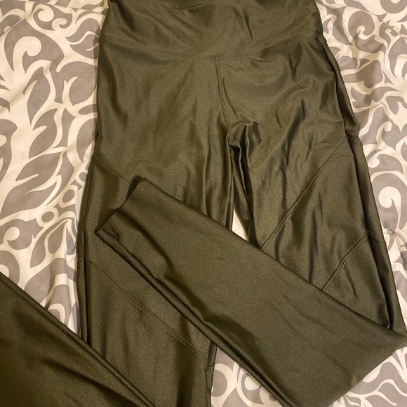 🌼EXPRESS LEGGINGS🌼 - Picture 2 of 2